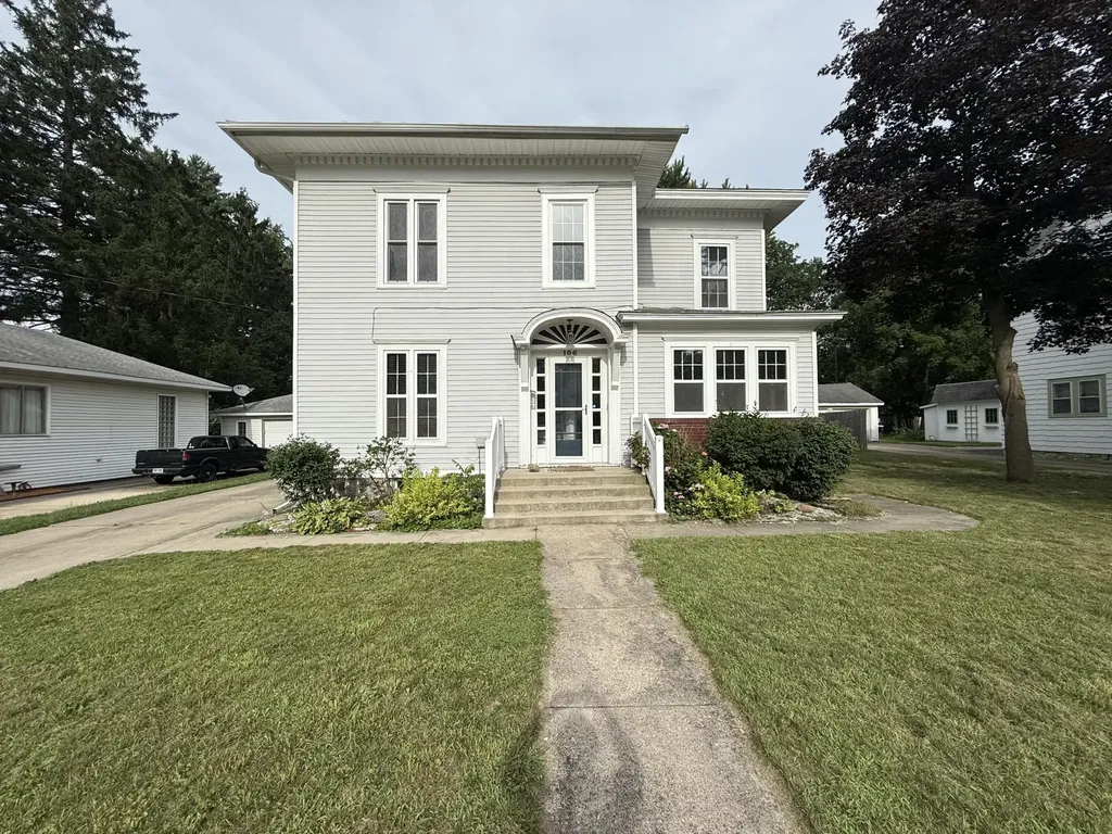 106 Hamilton Street Dowagiac City MI 49047