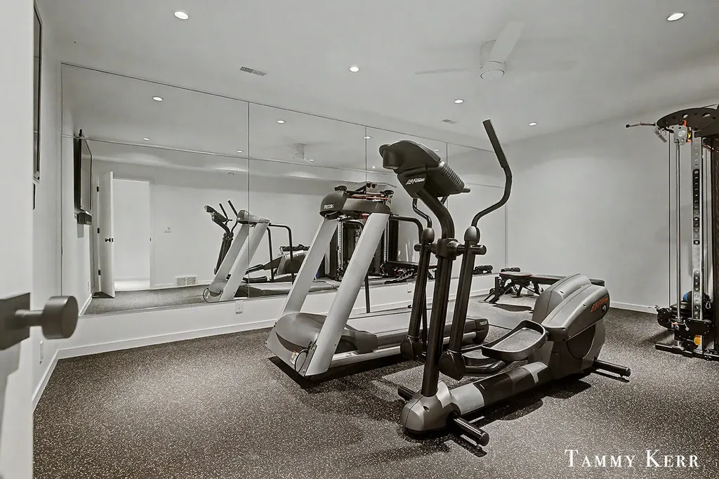 702 Golfview Drive Unknown City MI 49406