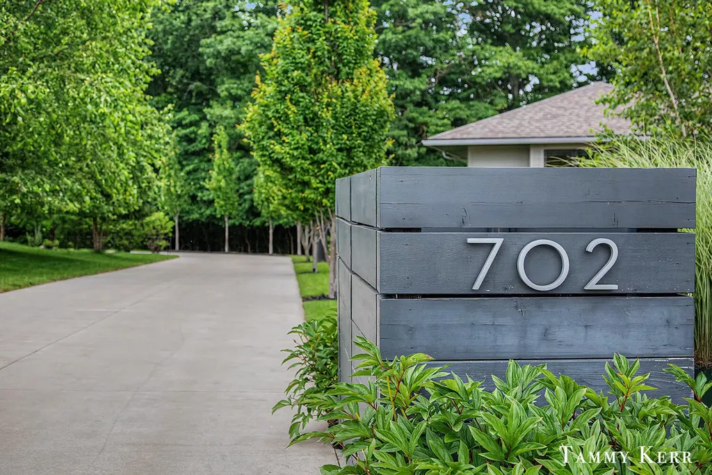 702 Golfview Drive Unknown City MI 49406