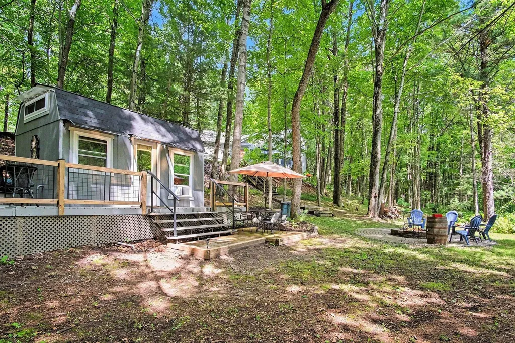 11793 W Baker Road Eureka Township MI 48838