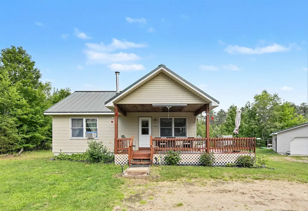 253 S Pine Tree Lane Homestead Township MI 49617