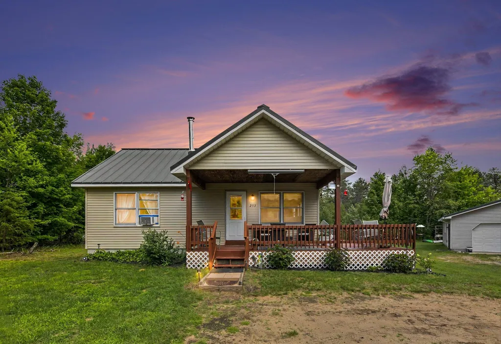 253 S Pine Tree Lane Homestead Township MI 49617