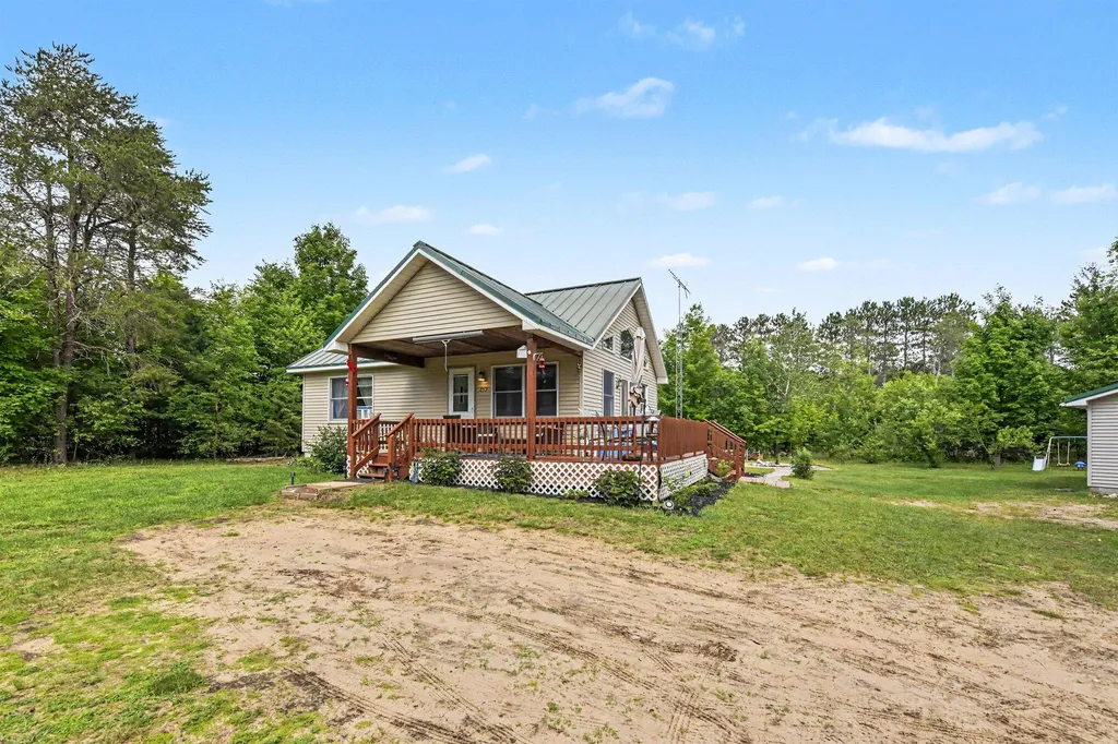 253 S Pine Tree Lane Homestead Township MI 49617