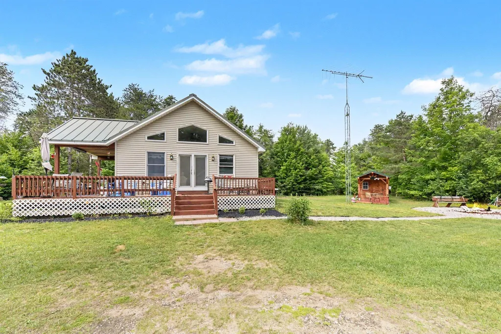 253 S Pine Tree Lane Homestead Township MI 49617