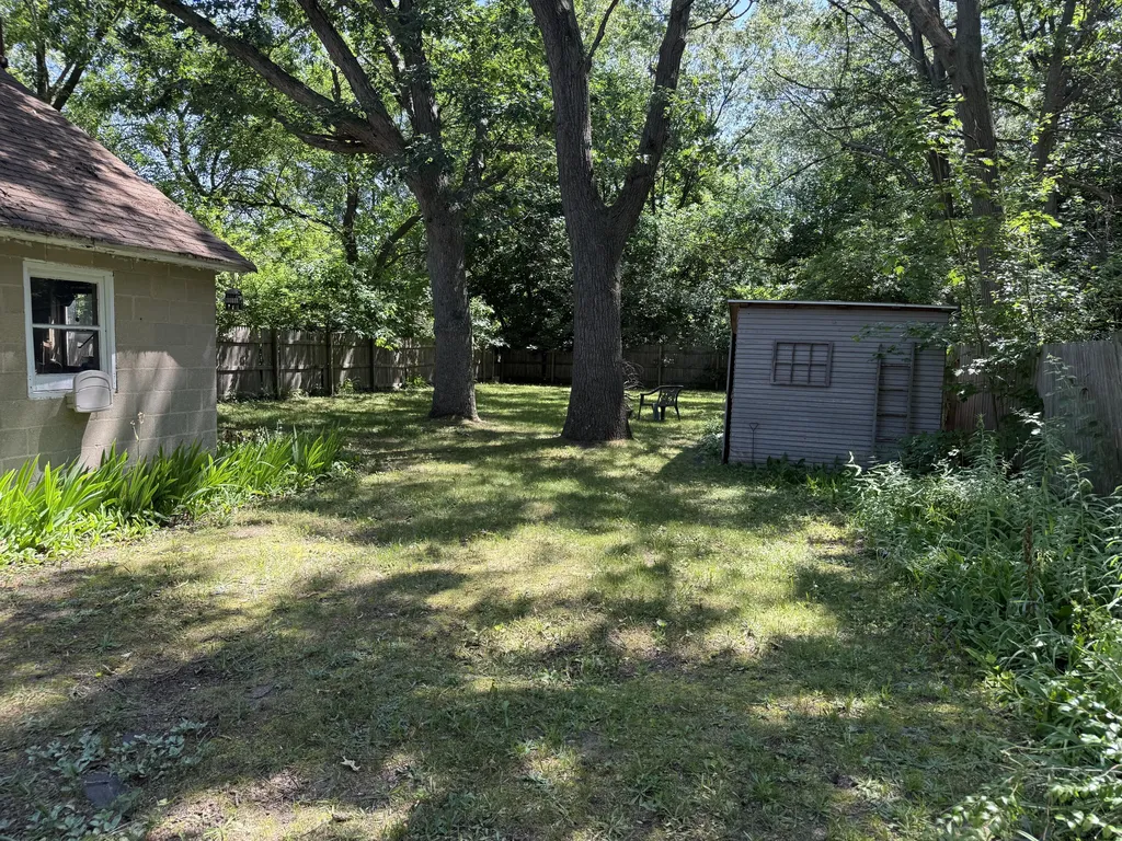 2714 Roberts Street Norton Shores City MI 49444