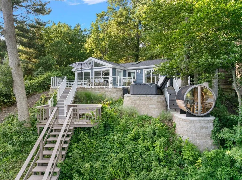 6365 Waters Edge Lane Saugatuck Township MI 49453