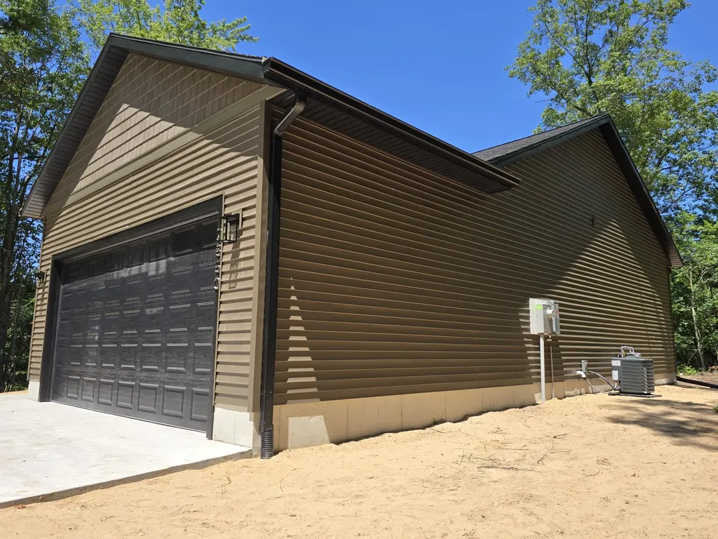 2850 Fenner Road Laketon Township MI 49445