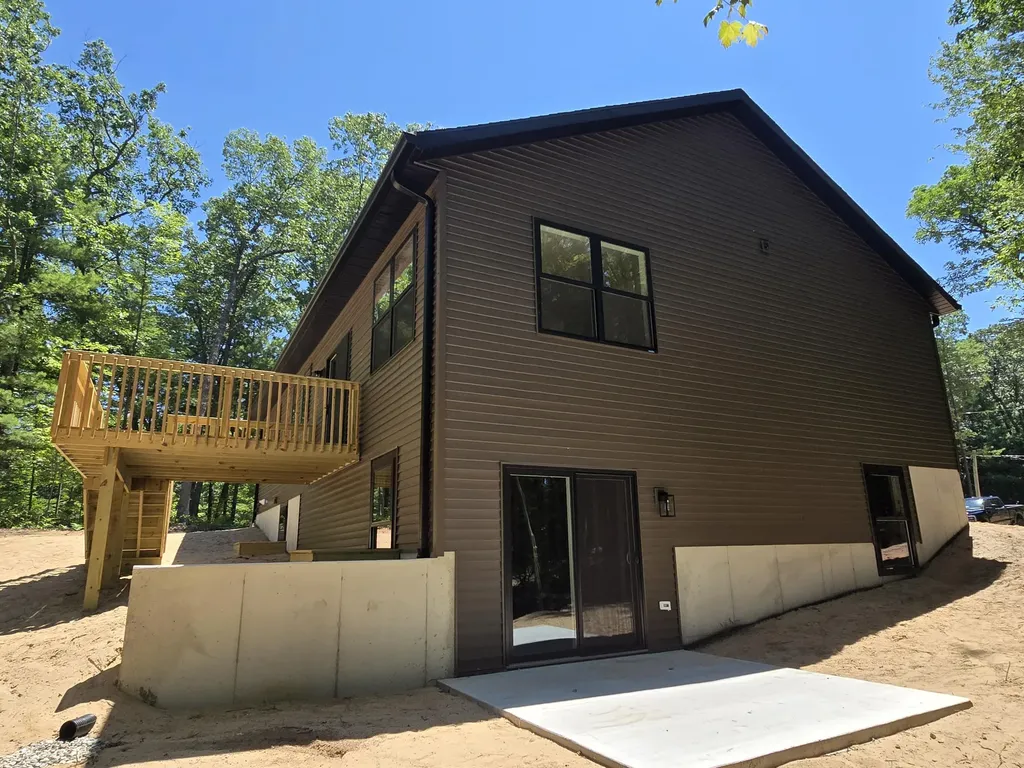 2850 Fenner Road Laketon Township MI 49445