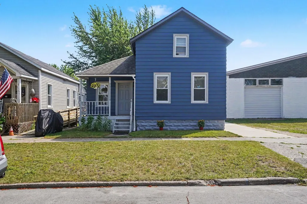 312 Elliott Avenue Grand Haven City MI 49417