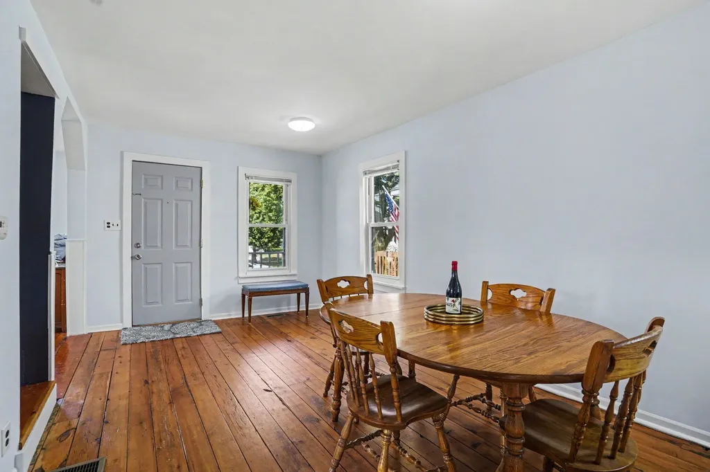 312 Elliott Avenue Grand Haven City MI 49417