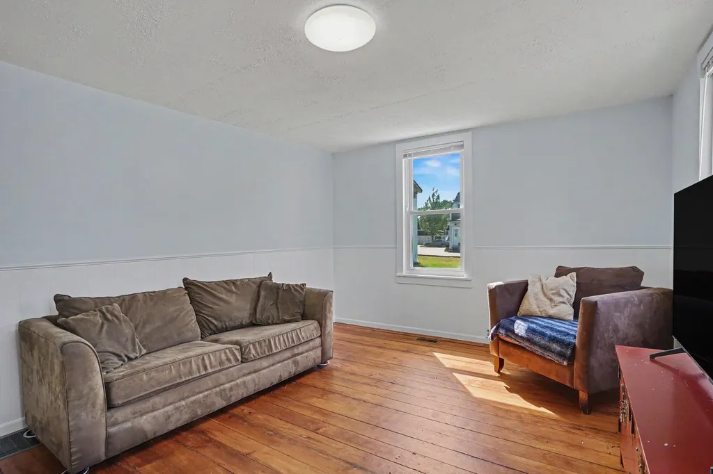 312 Elliott Avenue Grand Haven City MI 49417