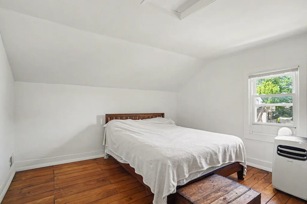 312 Elliott Avenue Grand Haven City MI 49417