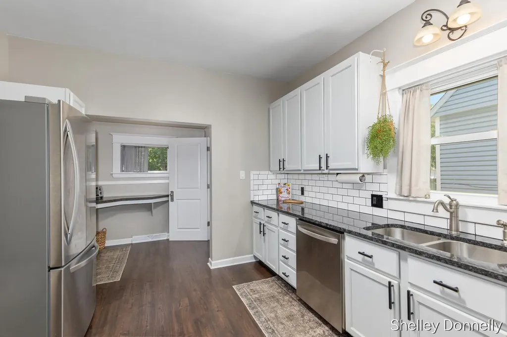 847 Innes Street NE Grand Rapids City MI 49503