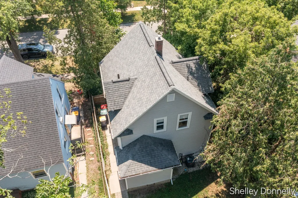 847 Innes Street NE Grand Rapids City MI 49503