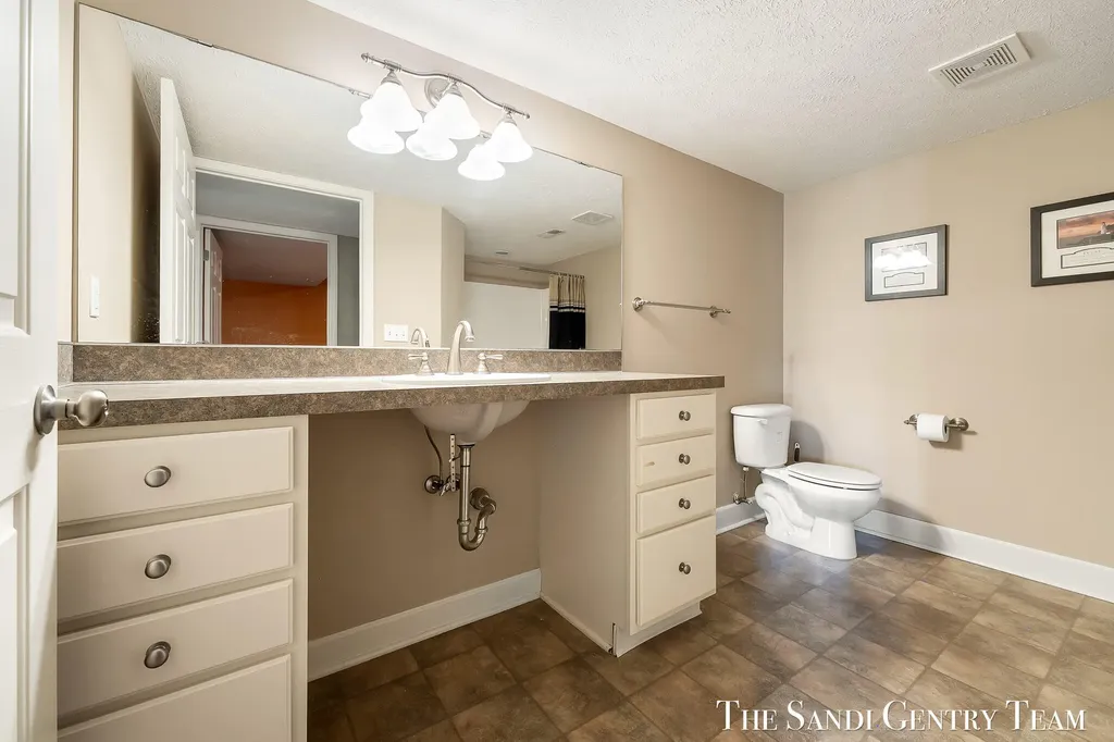 3819 Acadia Drive Georgetown Charter Township MI 49426