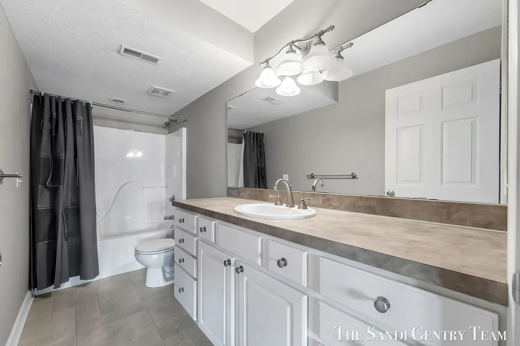3819 Acadia Drive Georgetown Charter Township MI 49426