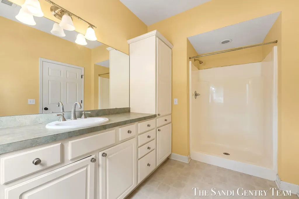 3819 Acadia Drive Georgetown Charter Township MI 49426