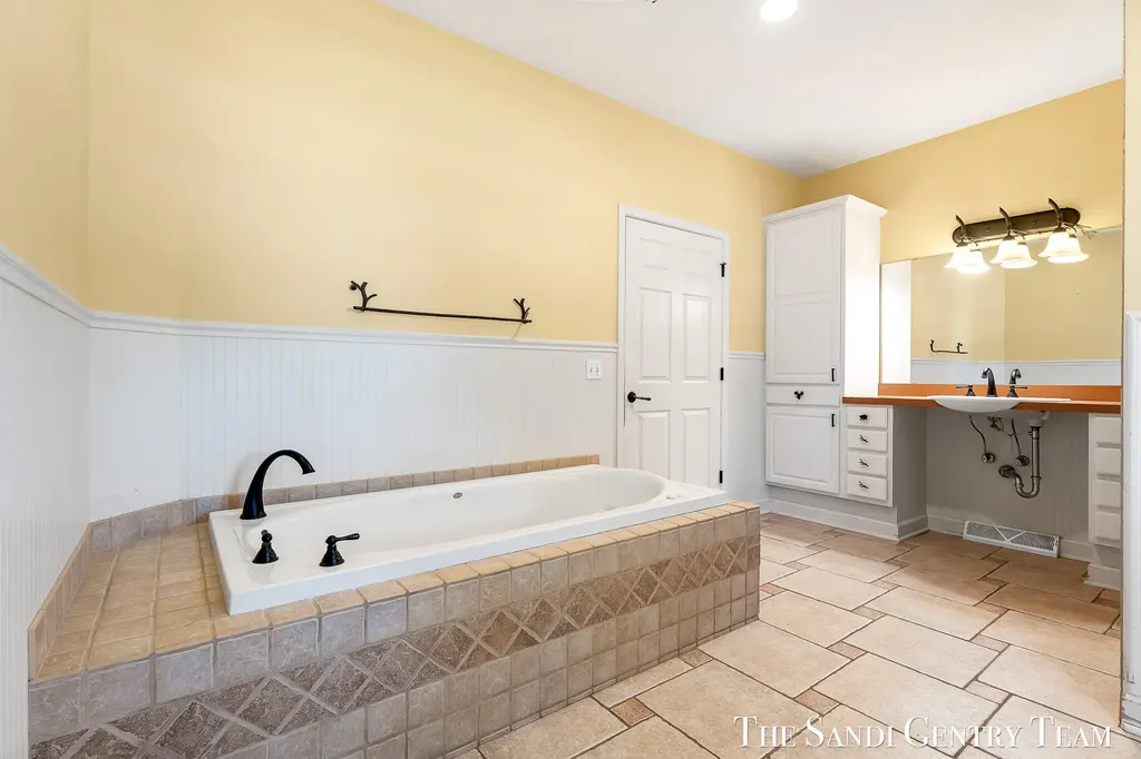 3819 Acadia Drive Georgetown Charter Township MI 49426