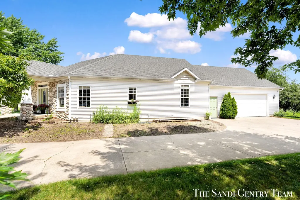 3819 Acadia Drive Georgetown Charter Township MI 49426