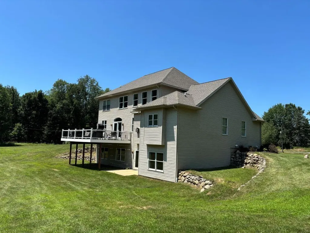 8813 W W Avenue Prairie Ronde Township MI 49087