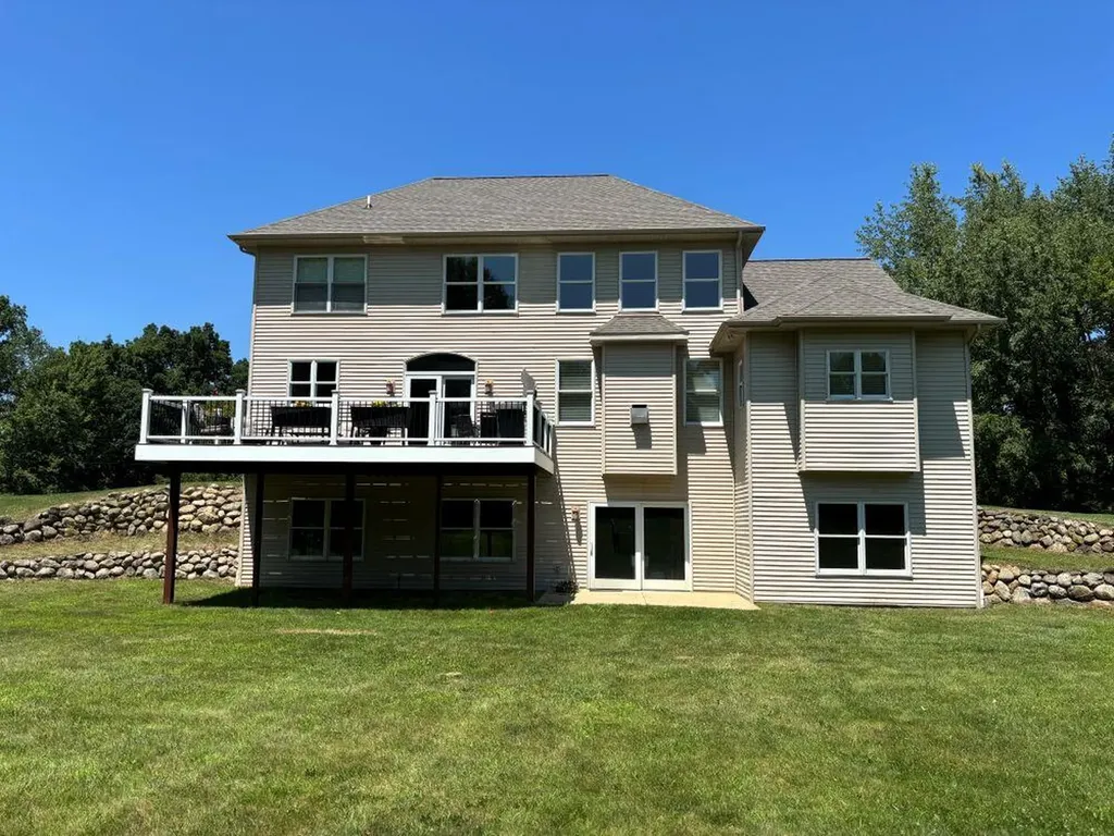 8813 W W Avenue Prairie Ronde Township MI 49087