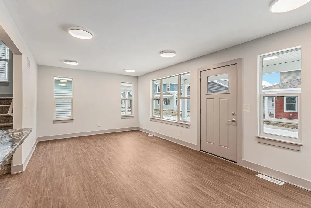 2108 Willard Avenue SE Grand Rapids City MI 49507