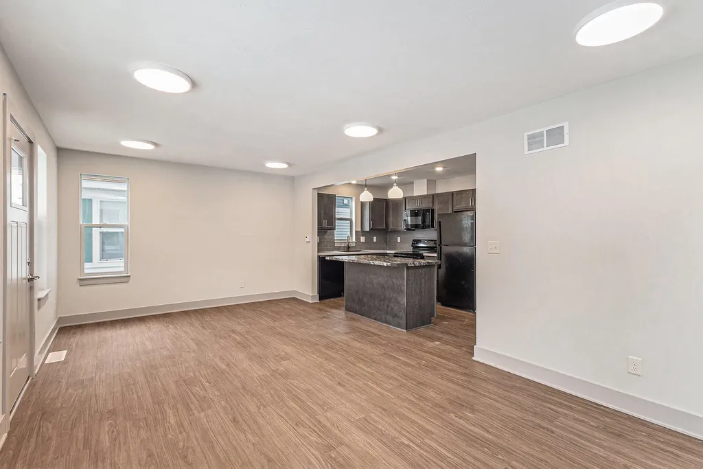 2108 Willard Avenue SE Grand Rapids City MI 49507