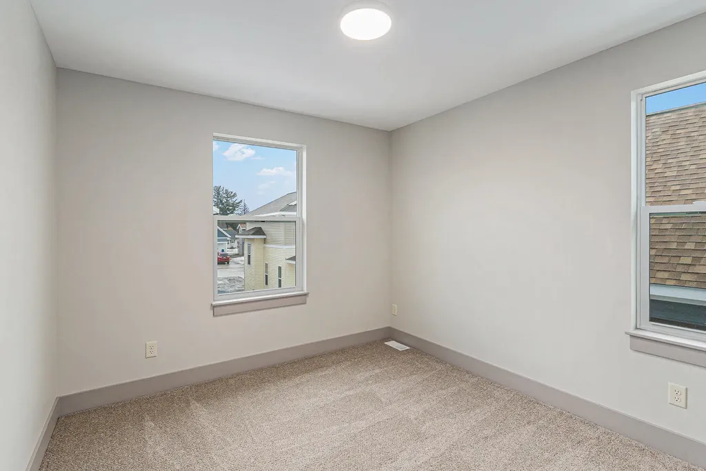 2108 Willard Avenue SE Grand Rapids City MI 49507