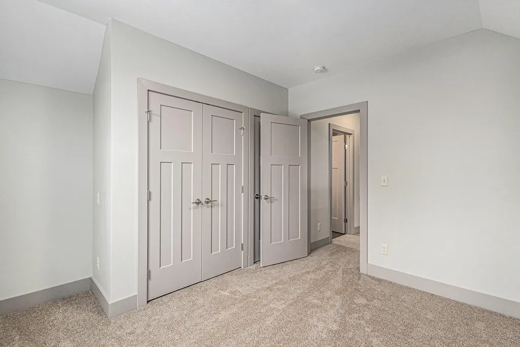 2053 Linden Avenue SE Grand Rapids City MI 49507