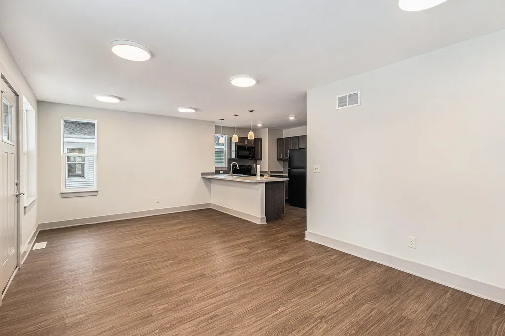 2053 Linden Avenue SE Grand Rapids City MI 49507