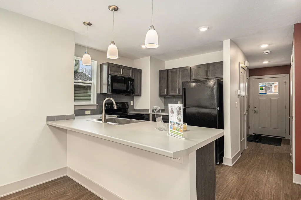 2053 Linden Avenue SE Grand Rapids City MI 49507