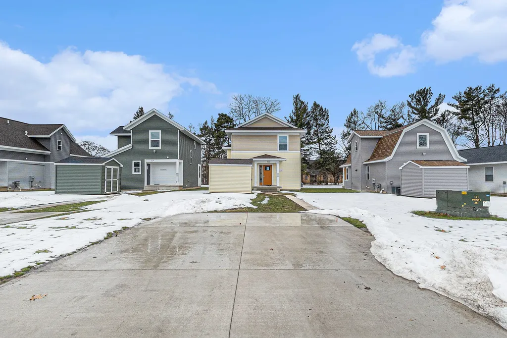 2059 Linden Avenue SE Grand Rapids City MI 49507