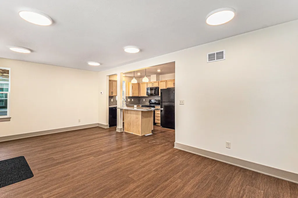 2059 Linden Avenue SE Grand Rapids City MI 49507