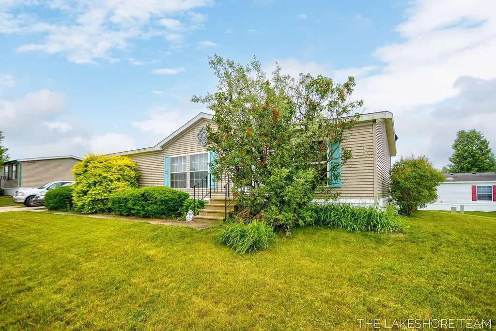 3274 Barbaray Way Holland Charter Township MI 49424
