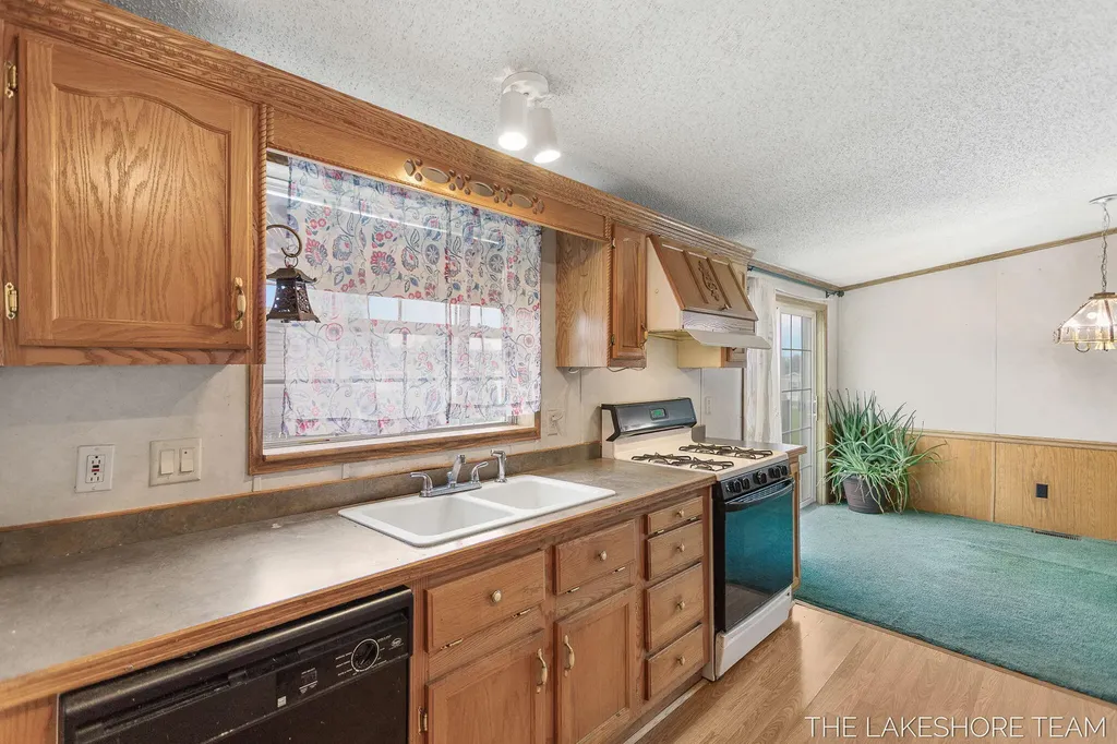 3274 Barbaray Way Holland Charter Township MI 49424