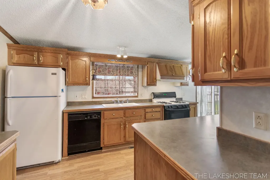 3274 Barbaray Way Holland Charter Township MI 49424