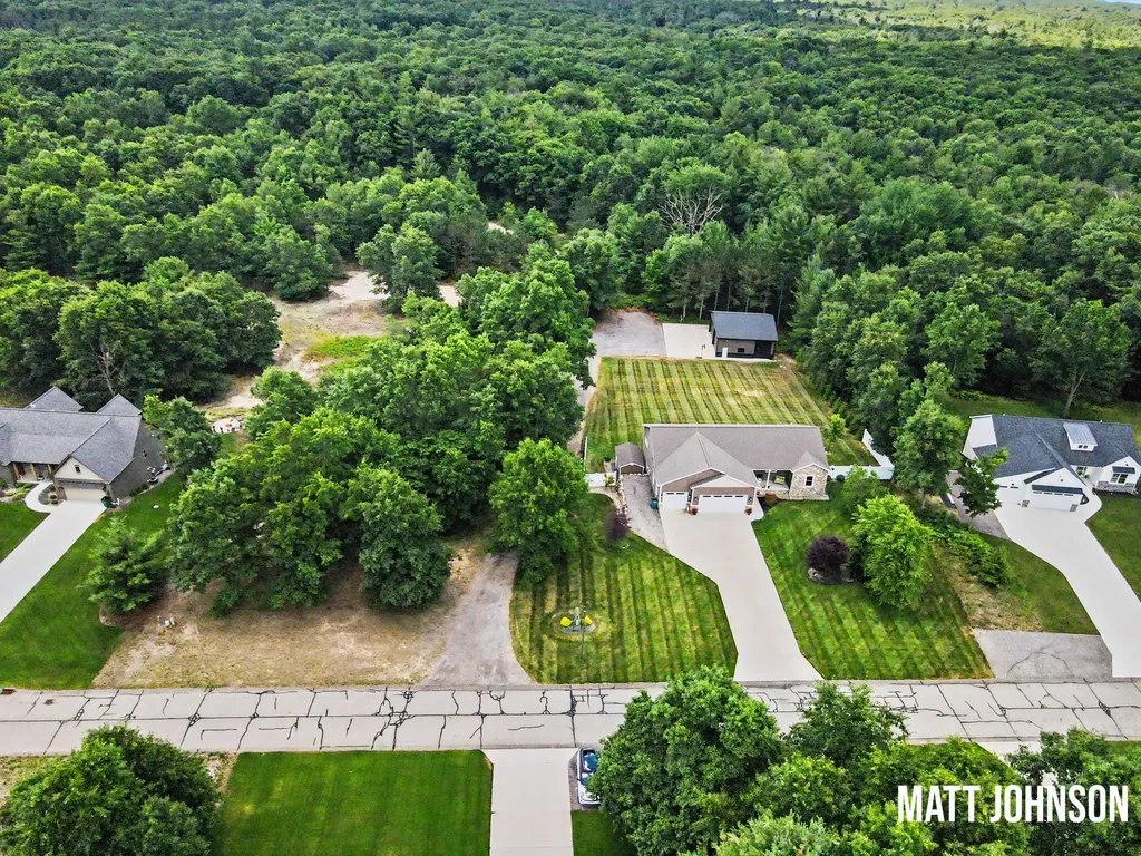 5589 Heritage Drive Fruitland Township MI 49461