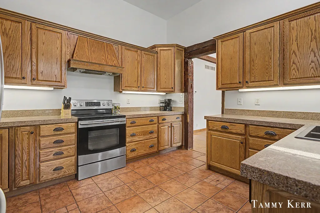 6220 146th Avenue Laketown Township MI 49423