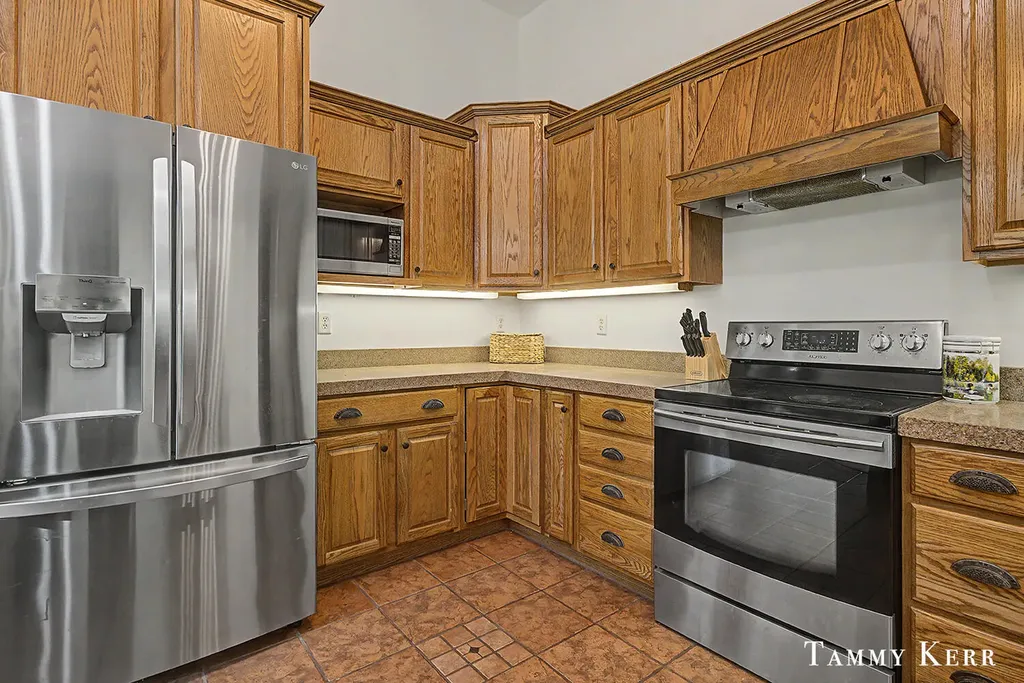 6220 146th Avenue Laketown Township MI 49423