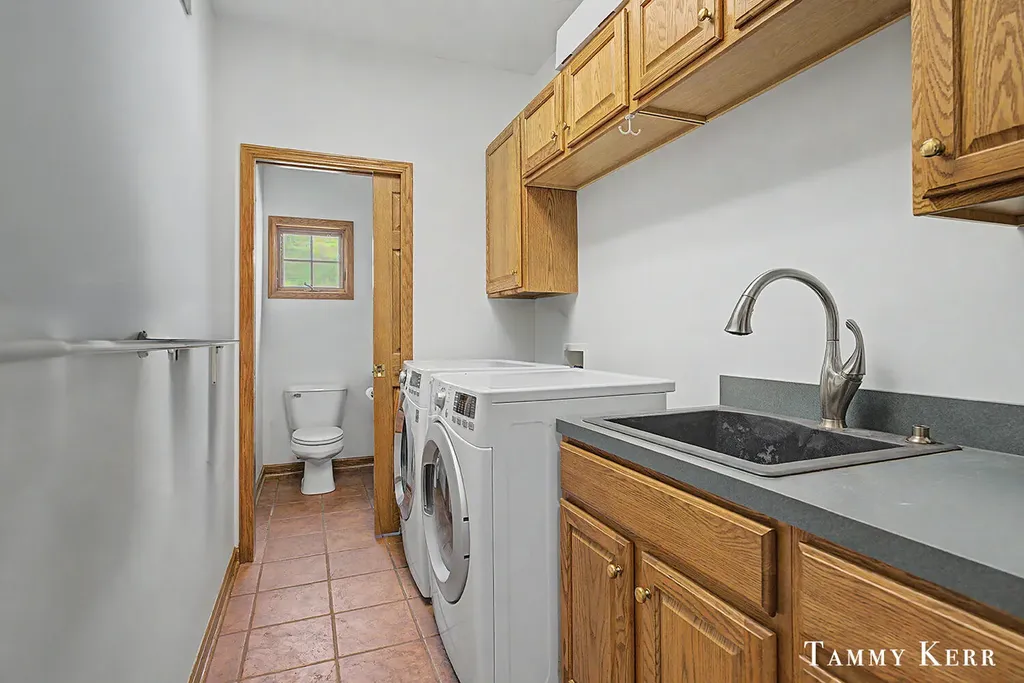 6220 146th Avenue Laketown Township MI 49423