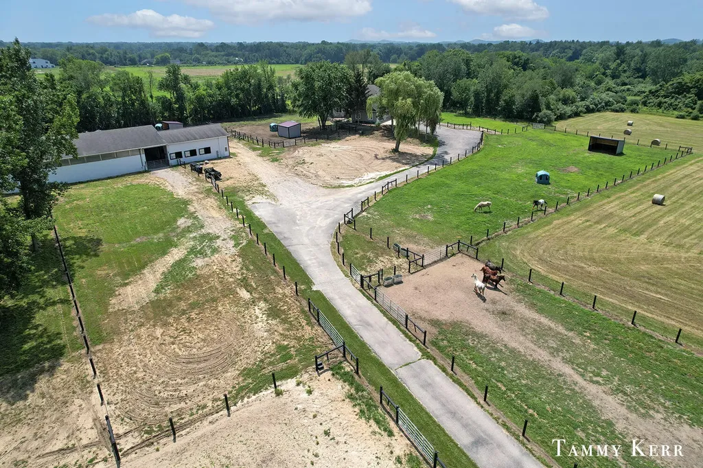 6220 146th Avenue Laketown Township MI 49423