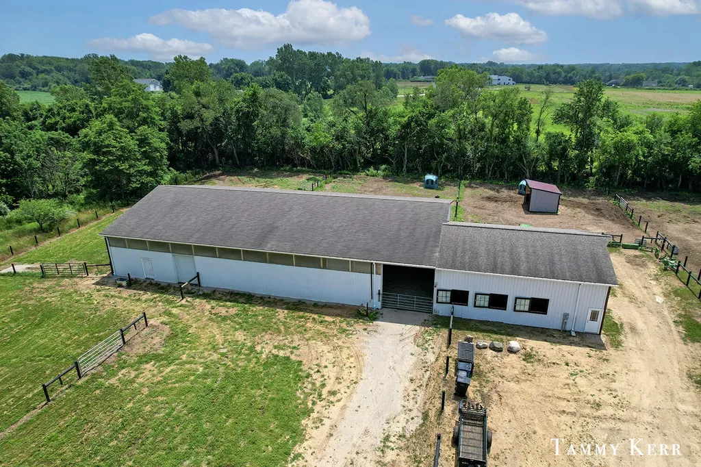 6220 146th Avenue Laketown Township MI 49423