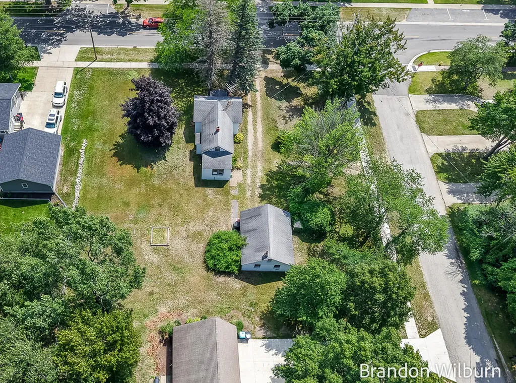3259 Maple Grove Road Roosevelt Park City MI 49441