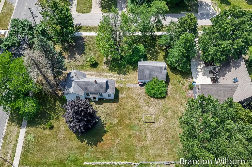 3259 Maple Grove Road Roosevelt Park City MI 49441