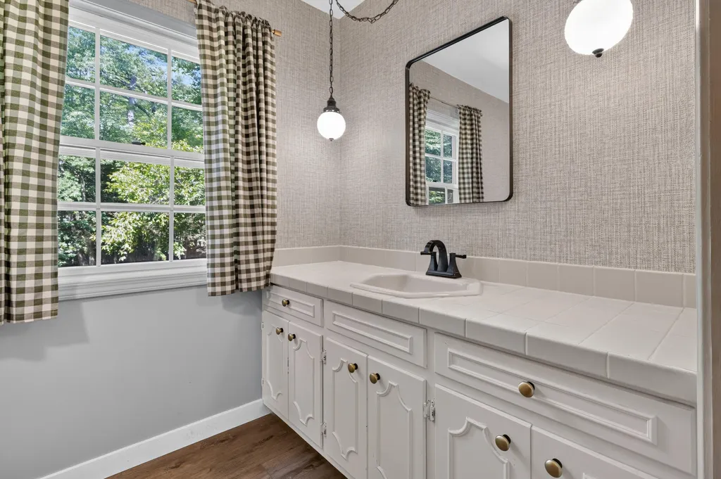 3530 Elderwood Avenue Park Township MI 49424