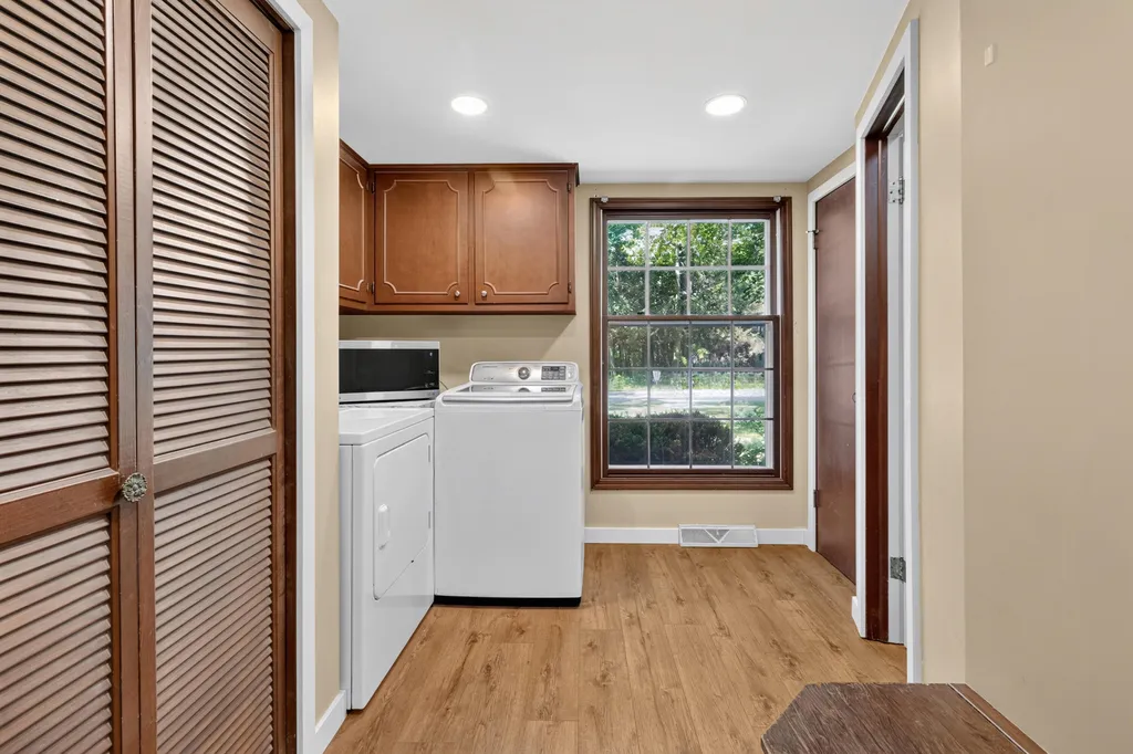 3530 Elderwood Avenue Park Township MI 49424