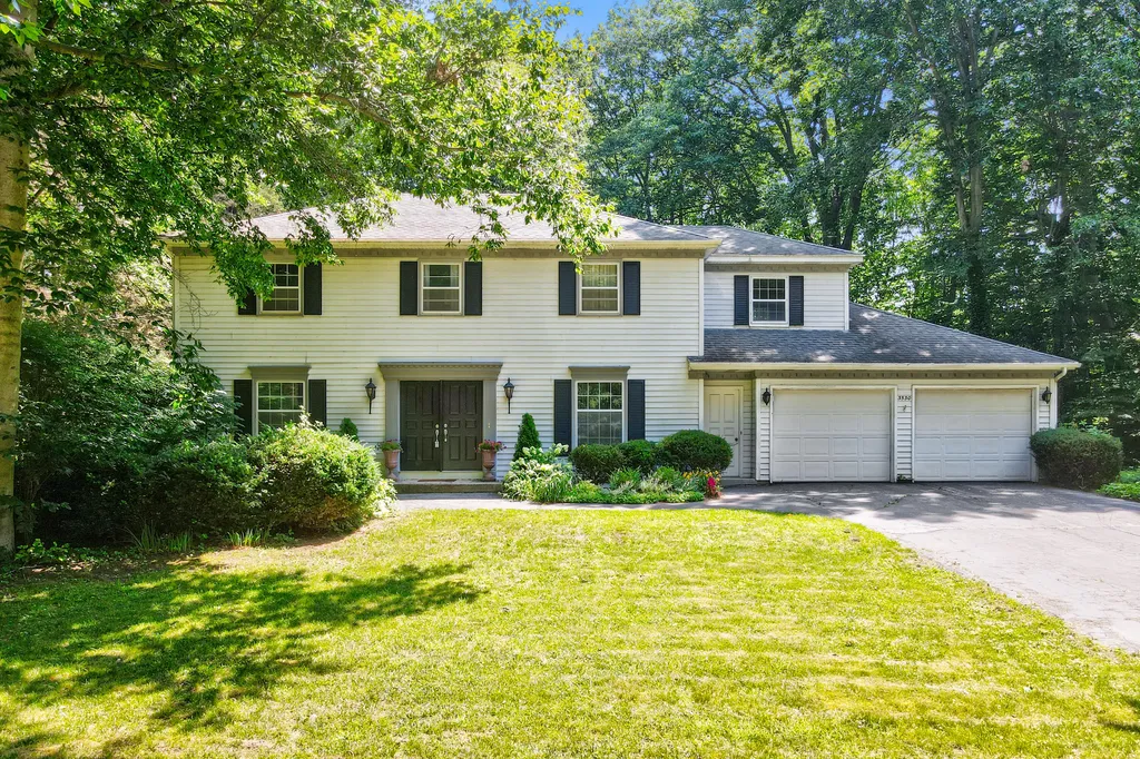 3530 Elderwood Avenue Park Township MI 49424