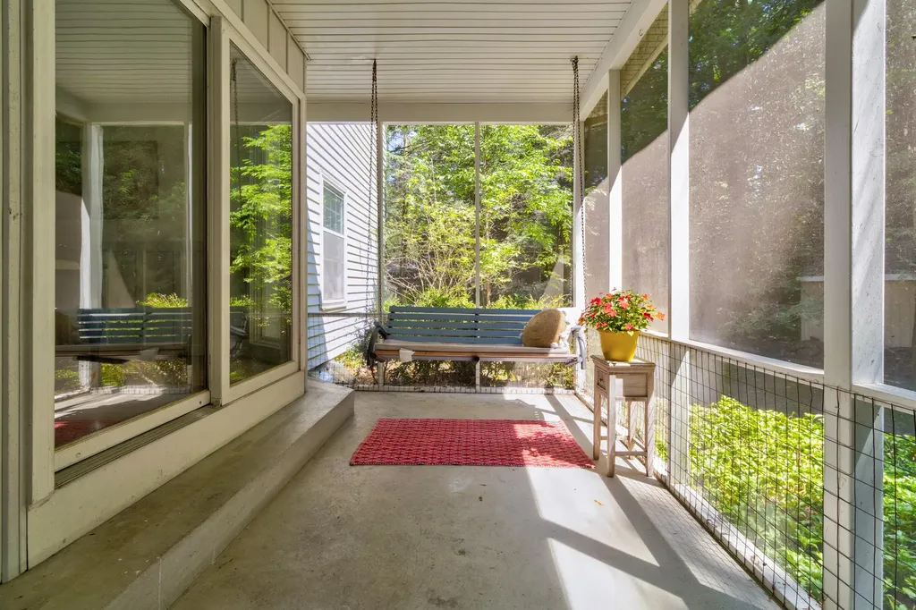 3530 Elderwood Avenue Park Township MI 49424
