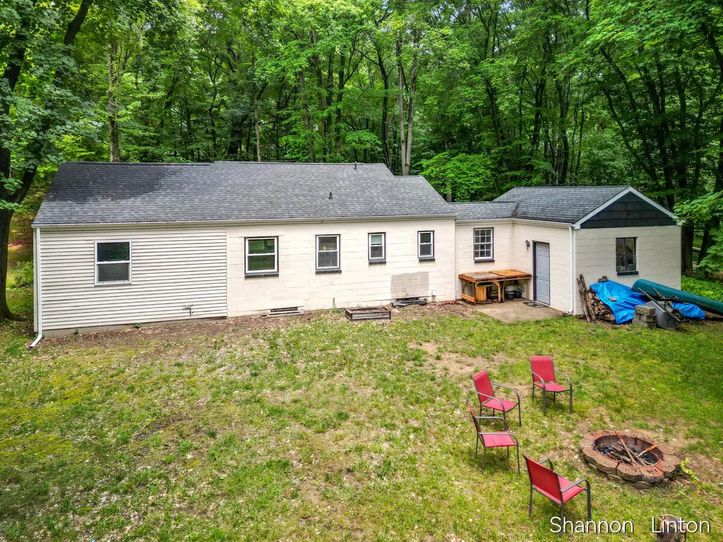 746 W 48th Street Garfield Township MI 49337