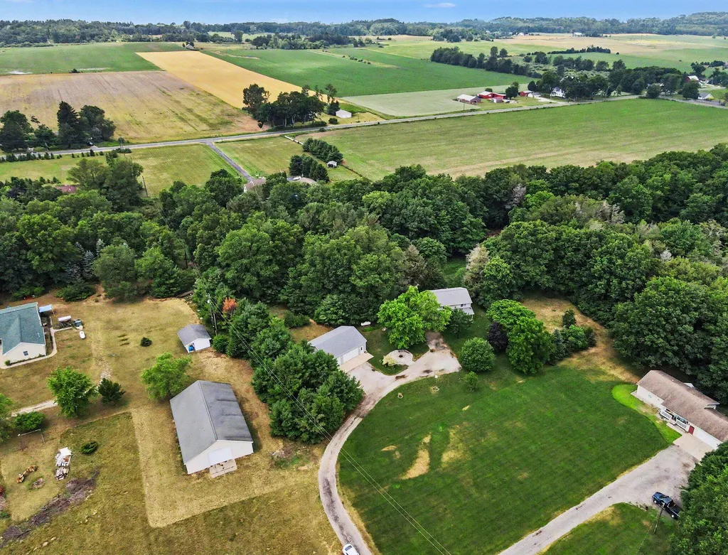 7222 Hancock Road White River Township MI 49437